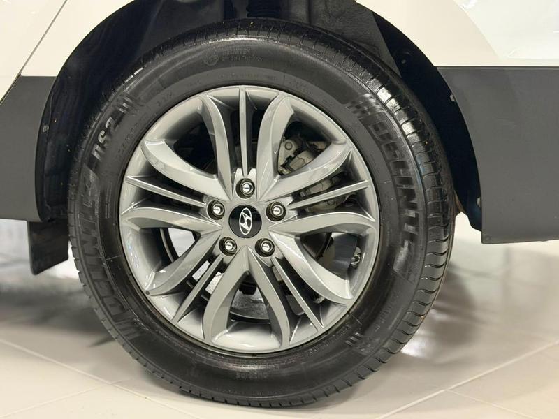 Hyundai ix35 Gl 2.0 16V 2wd Flex Aut. - foto 12
