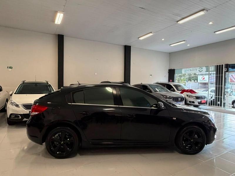 Chevrolet Cruze LT 1.8 16V Flexpower 4P Aut. - foto 3
