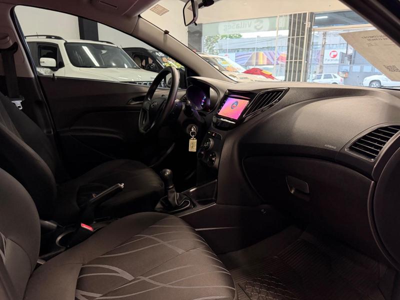 Hyundai HB20 1.0 Comfort - foto 13