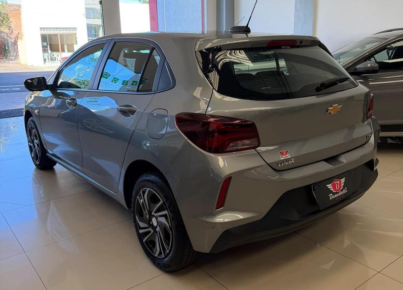 Chevrolet Onix 10mt - foto 4