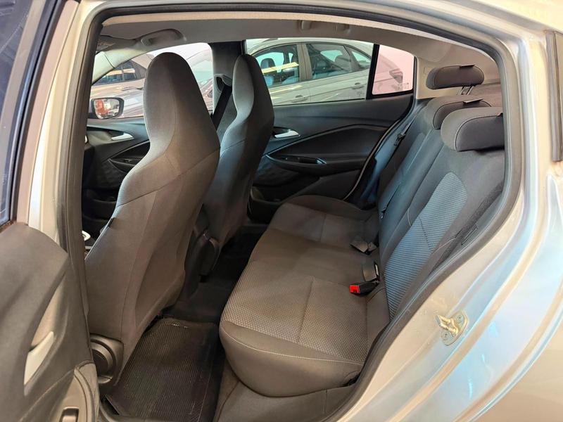 Chevrolet Onix Plus 10tat LTZ - foto 11