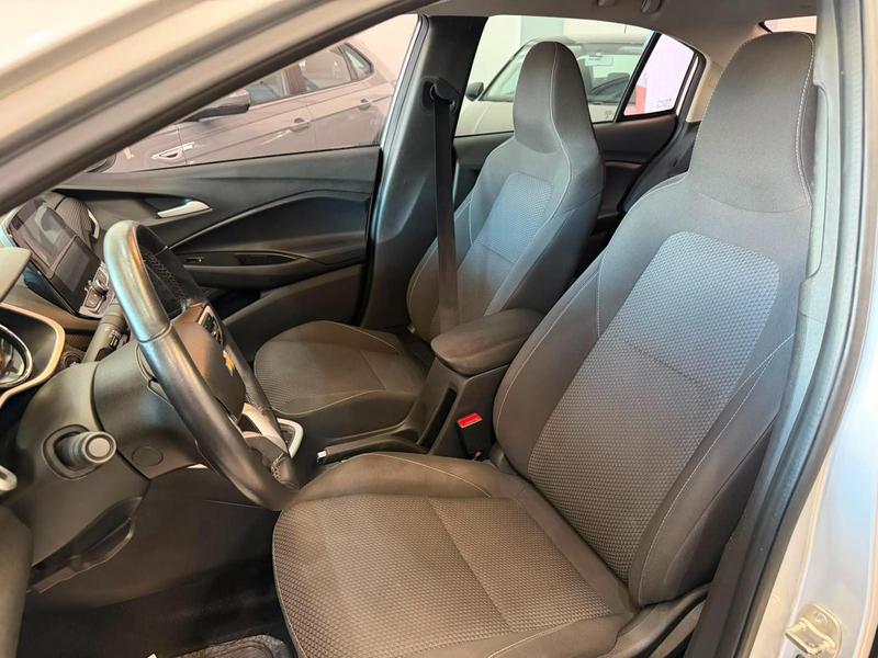 Chevrolet Onix Plus 10tat LTZ - foto 9