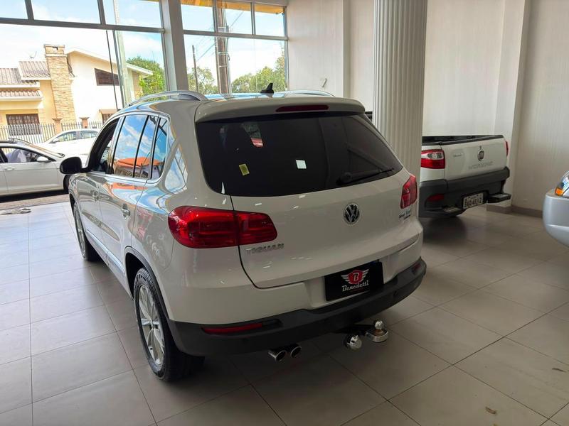Volkswagen Tiguan 2.0 TSI - foto 4