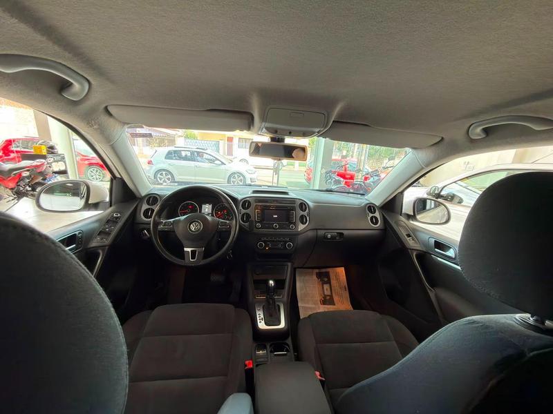 Volkswagen Tiguan 2.0 TSI - foto 6
