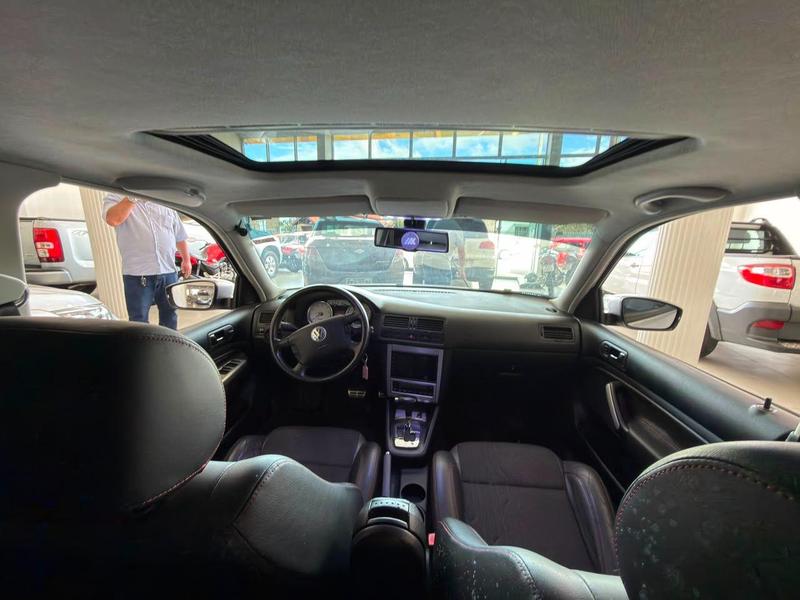 Volkswagen Golf 2.0 Sportline - foto 4