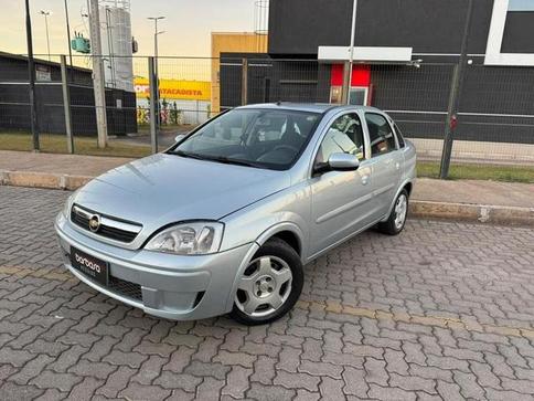 CHEVROLET CORSA SEDAN PREMIUM