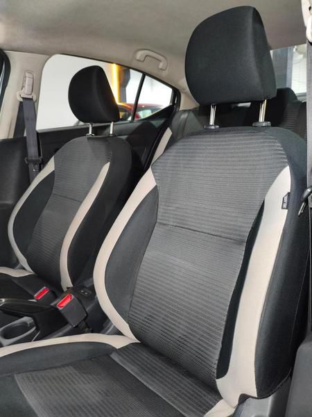 Nissan Versa Sense CVT 1.6 - foto 8