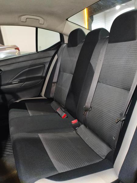 Nissan Versa Sense CVT 1.6 - foto 9