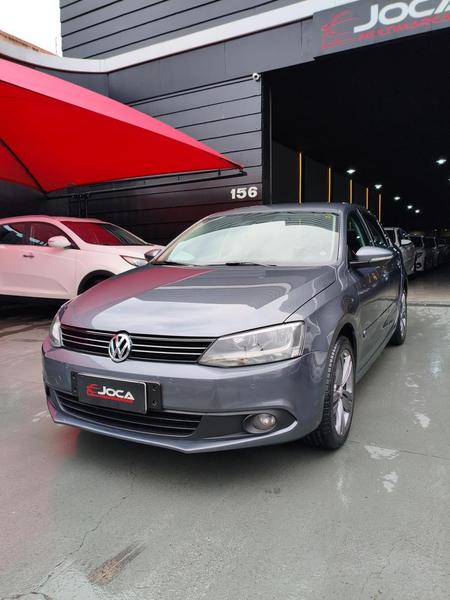 Volkswagen Jetta 2.0 Comfortline Flex 4P Automático - foto 3