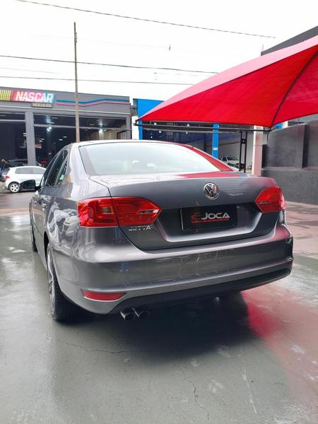 Volkswagen Jetta 2.0 Comfortline Flex 4P Automático - foto 6