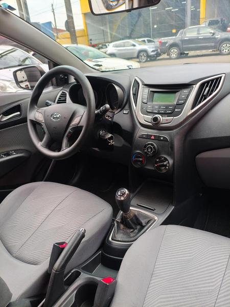 Hyundai HB20 1.6 Comfort Plus 16V Flex 4P Manual - foto 16