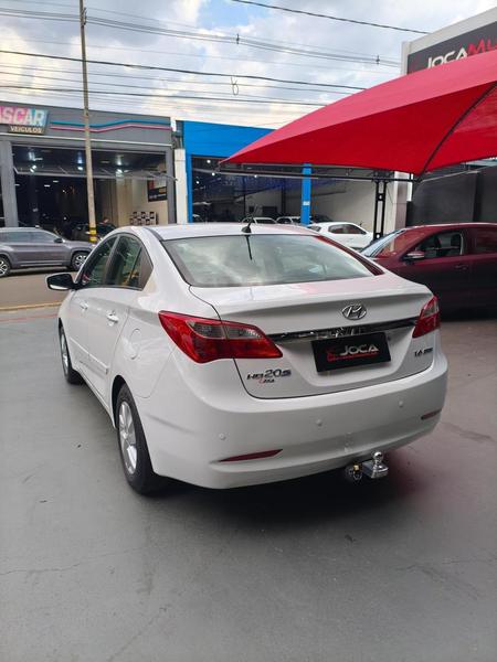 Hyundai HB20 1.6 Comfort Plus 16V Flex 4P Manual - foto 6