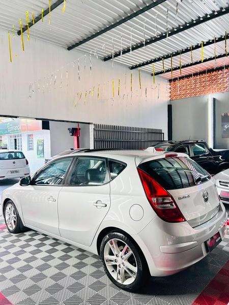 Hyundai i30 2.0 16V 145cv 5P Aut. - foto 7