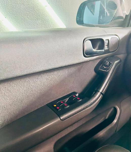 Audi A3 1.8 Turbo 3P Mec. - foto 12
