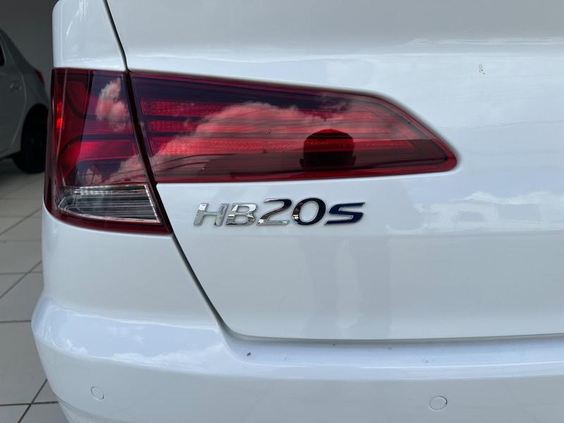 Hyundai HB20S Diamond Plus 1.0 Turbo At - foto 17
