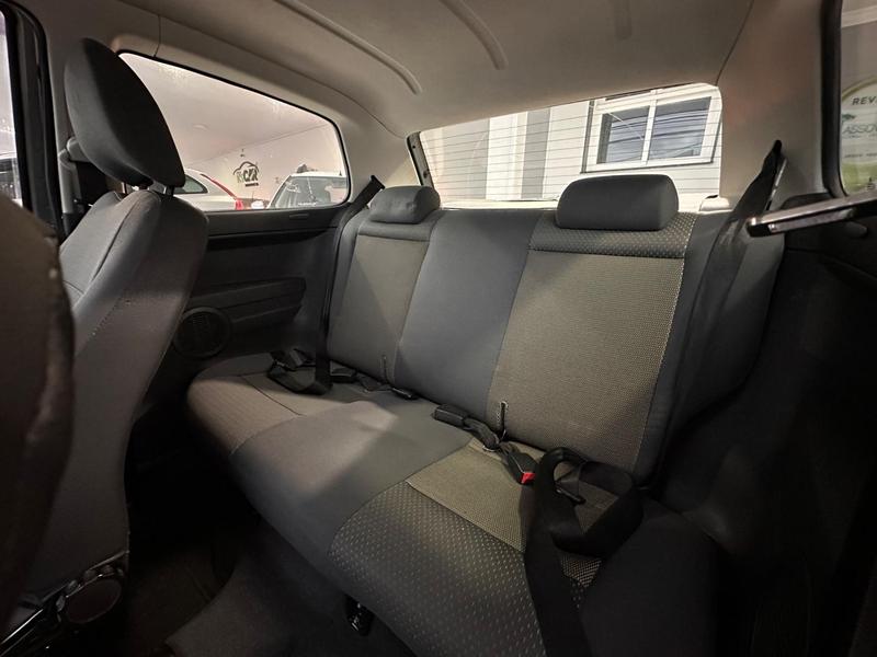 Volkswagen Fox 1.0 - foto 10