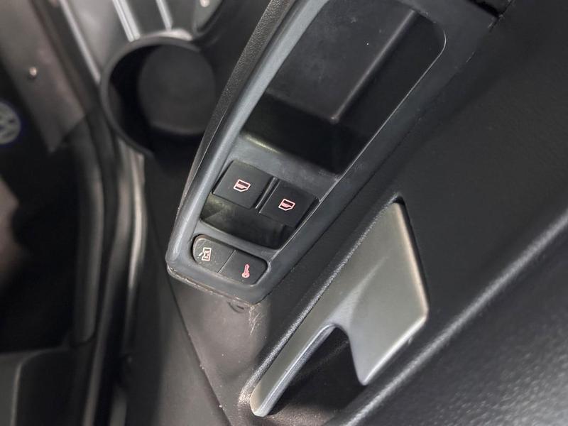 Volkswagen Fox 1.0 - foto 4