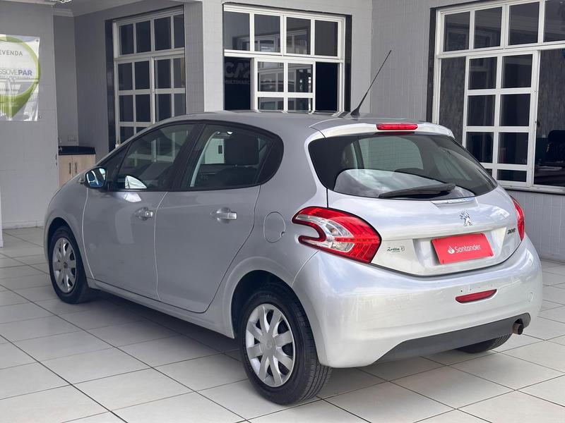 Peugeot 208 Active - foto 17