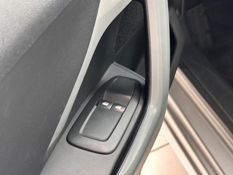 Peugeot 208 Active - foto 5