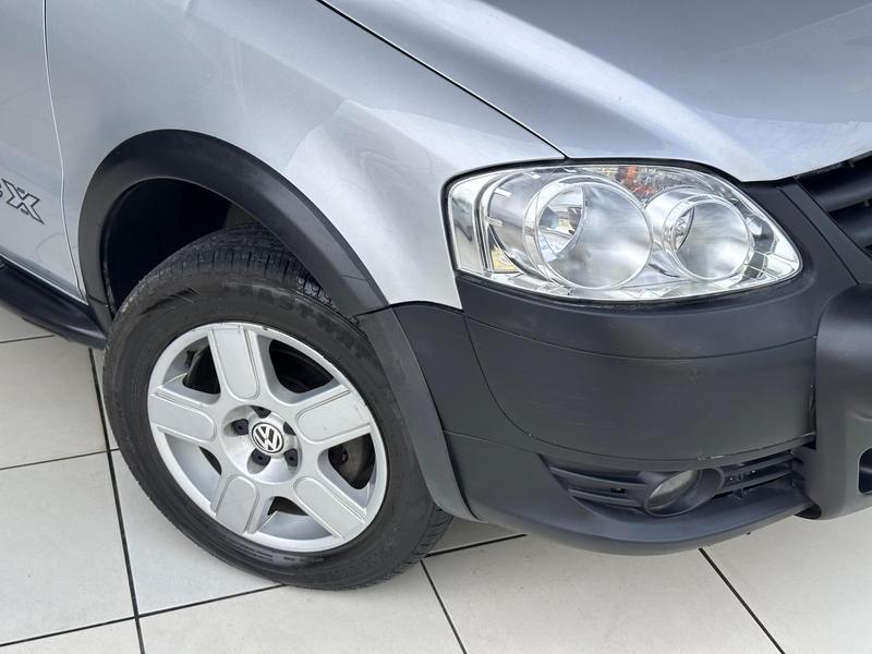 Volkswagen CrossFox - foto 2