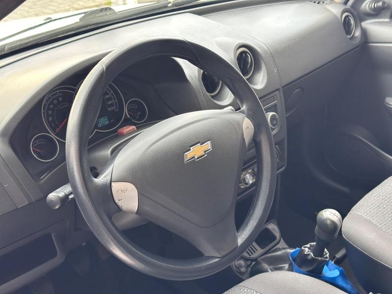 Chevrolet Celta 10l LT - foto 6