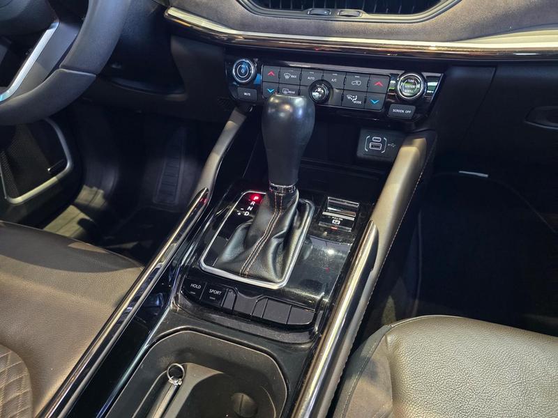 Jeep Commander Ovr T270 - foto 8