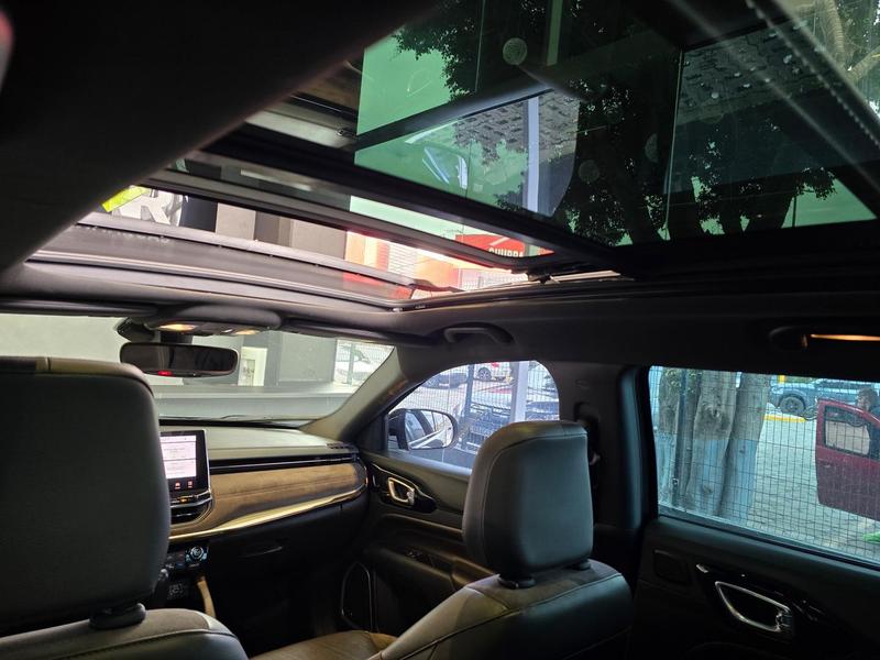 Jeep Commander Ovr T270 - foto 10