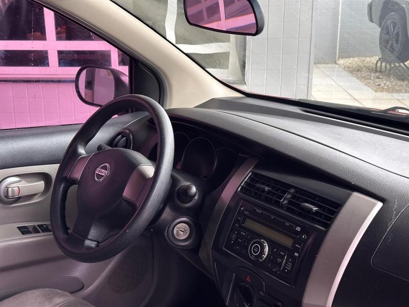 Nissan Livina 1.6 - foto 14