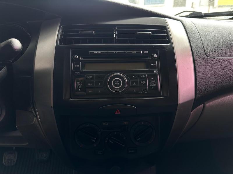 Nissan Livina 1.6 - foto 7