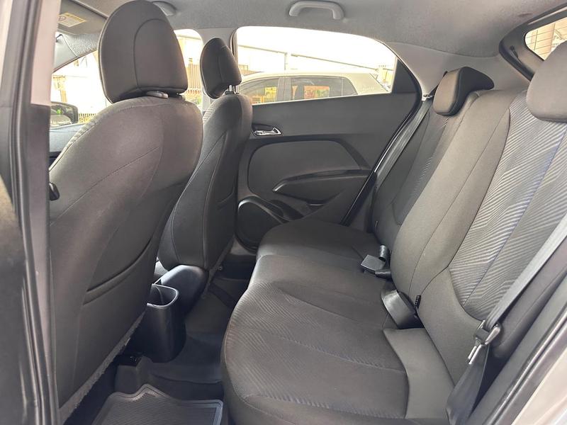Hyundai HB20 1.6 Comfort Plus 16V Flex 4P Manual - foto 13