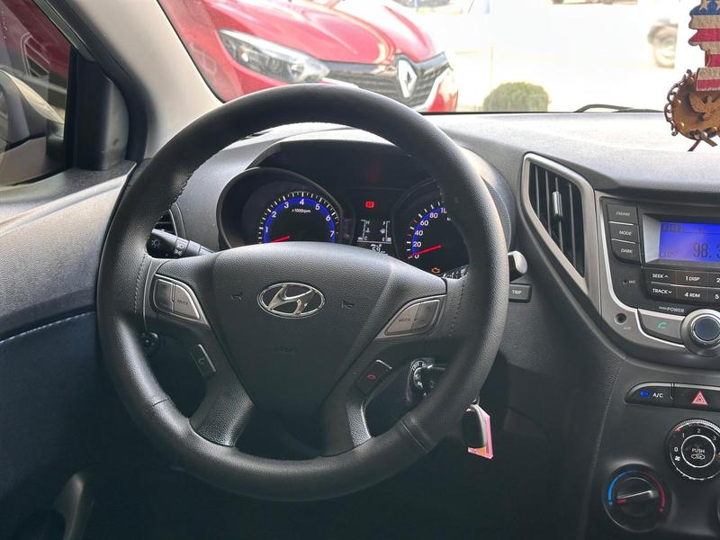 Hyundai HB20 1.6 Comfort Plus 16V Flex 4P Manual - foto 15