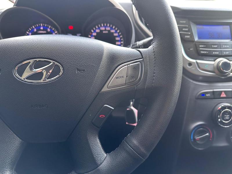 Hyundai HB20 1.6 Comfort Plus 16V Flex 4P Manual - foto 17