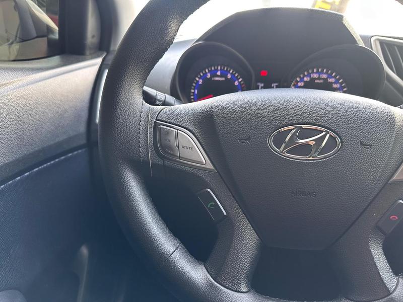 Hyundai HB20 1.6 Comfort Plus 16V Flex 4P Manual - foto 18