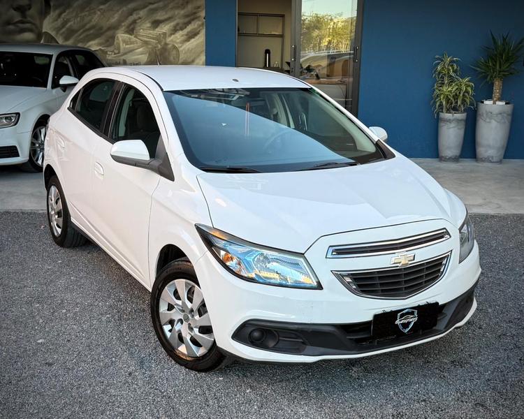 Chevrolet Onix Hatch LT 1.4 8V Flexpower 5P Mec - foto 5