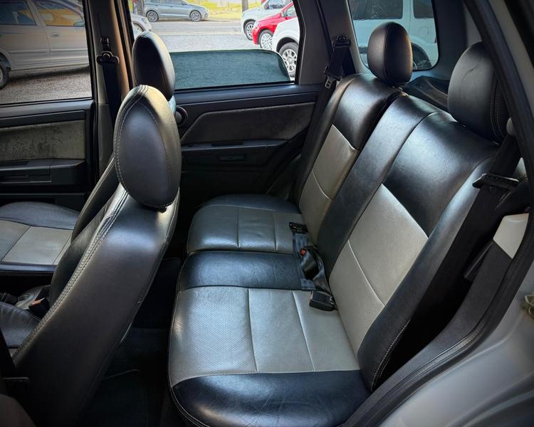 Ford EcoSport XLT - foto 18