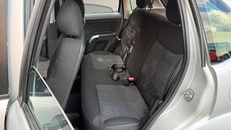 Citroën C3 1.4 8V Flex 4P - foto 18