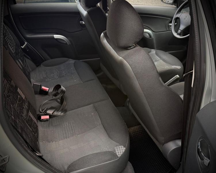 Citroën C3 1.4 8V Flex 4P - foto 19