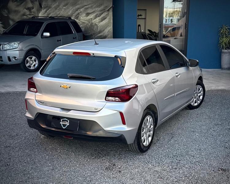 Chevrolet Onix Hatch Joy 1.0 8V Flex 5P Mec. - foto 8