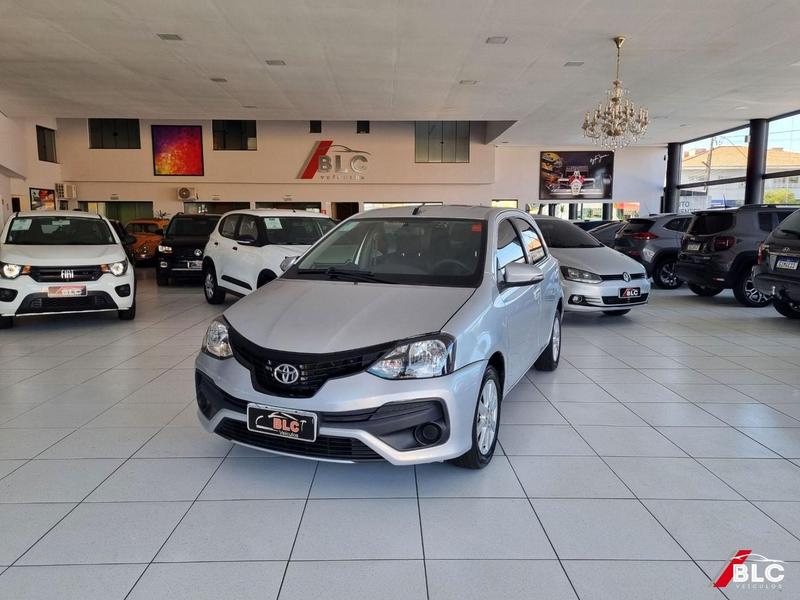 Toyota Etios Hb Xplus At - foto 3