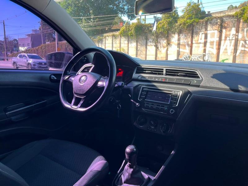 Volkswagen Voyage MPI - foto 9
