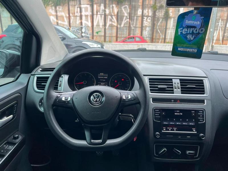 Volkswagen Fox Connect 1.6 Flex 8V 5P - foto 8