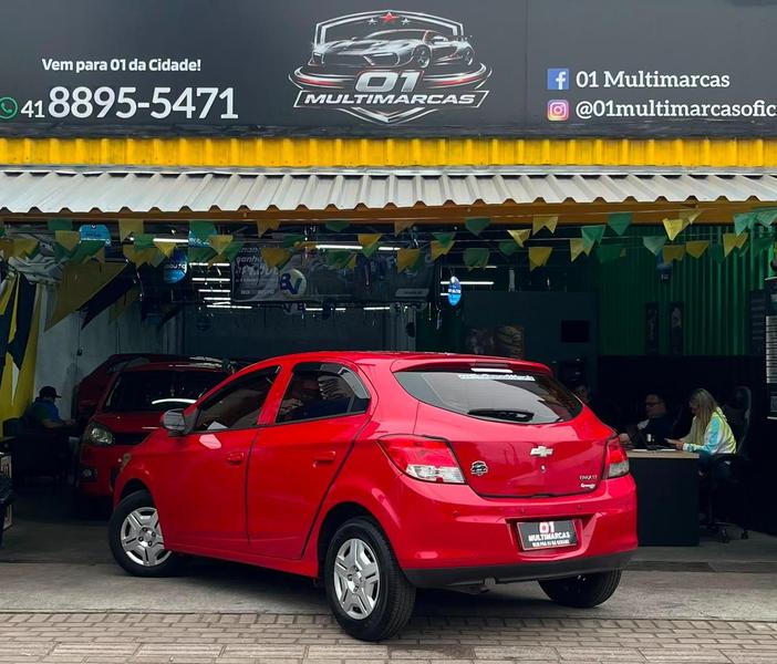Chevrolet Onix Hatch Ls 1.0 8V Flexpower 5P Mec. - foto 6