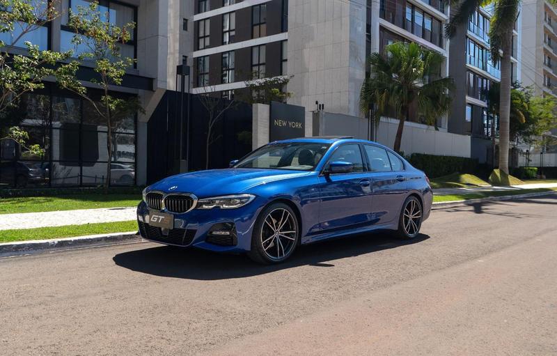 BMW 320I  ACTIVE FLEX