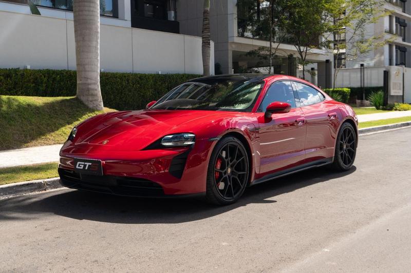 PORSCHE TAYCAN 4GTS