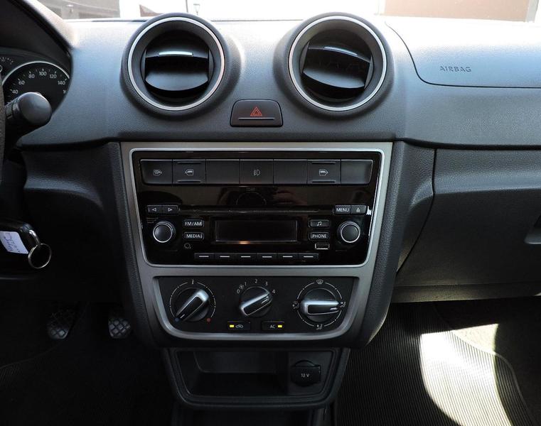 Volkswagen Voyage 1.0 - foto 6