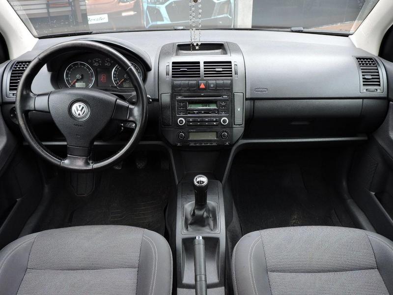 Volkswagen Polo Sedan 2.0 Comfor - foto 3