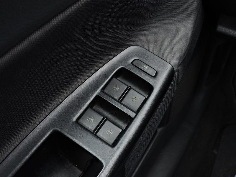 Volkswagen Polo Sedan 2.0 Comfor - foto 10
