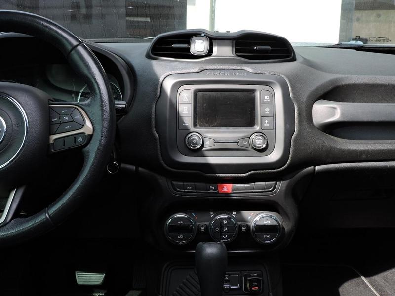 Jeep Renegade Lgt T At - foto 6