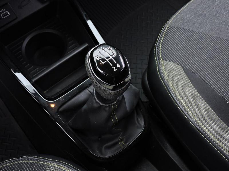 Renault Kwid Outsider 1.0 Flex 12V 5P Mec. - foto 9