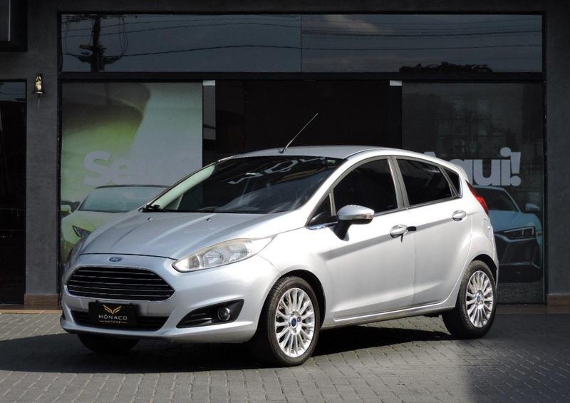 Ford Fiesta 2015 à venda